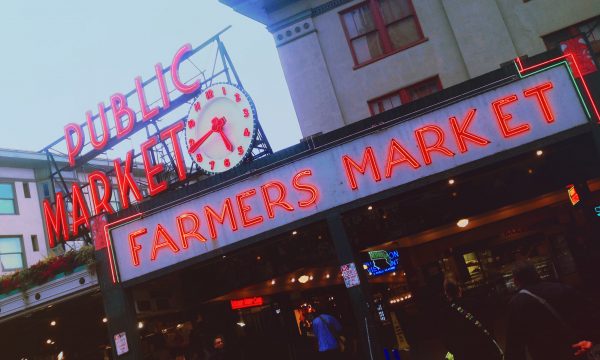 pike_place_farmers_market_veronica_vitale_seattle_washington_warrior